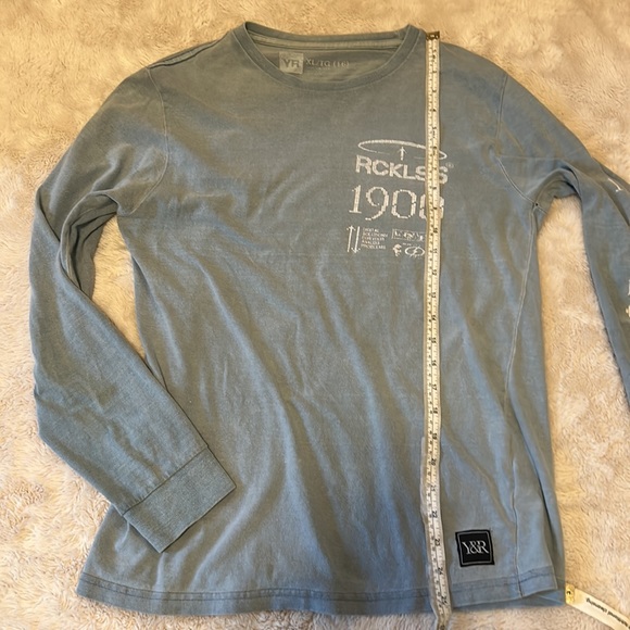 🌻2/$10🌻 Distressed blue long sleeve shirt, youth xl, Young & Reckless - Picture 7 of 8